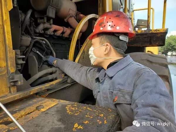 各類(lèi)照片1DB543BB87257F013D4D1F6106DA3A14.JPG